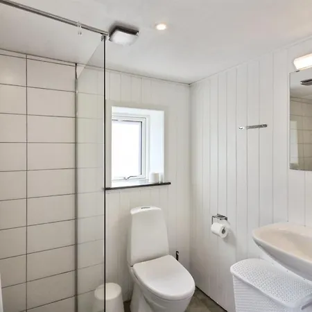 Brawith - 250m From The Sea By Interhome